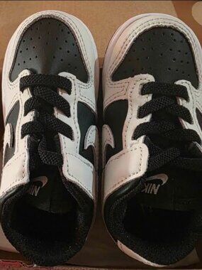 Nike Toddler shoes size 6c